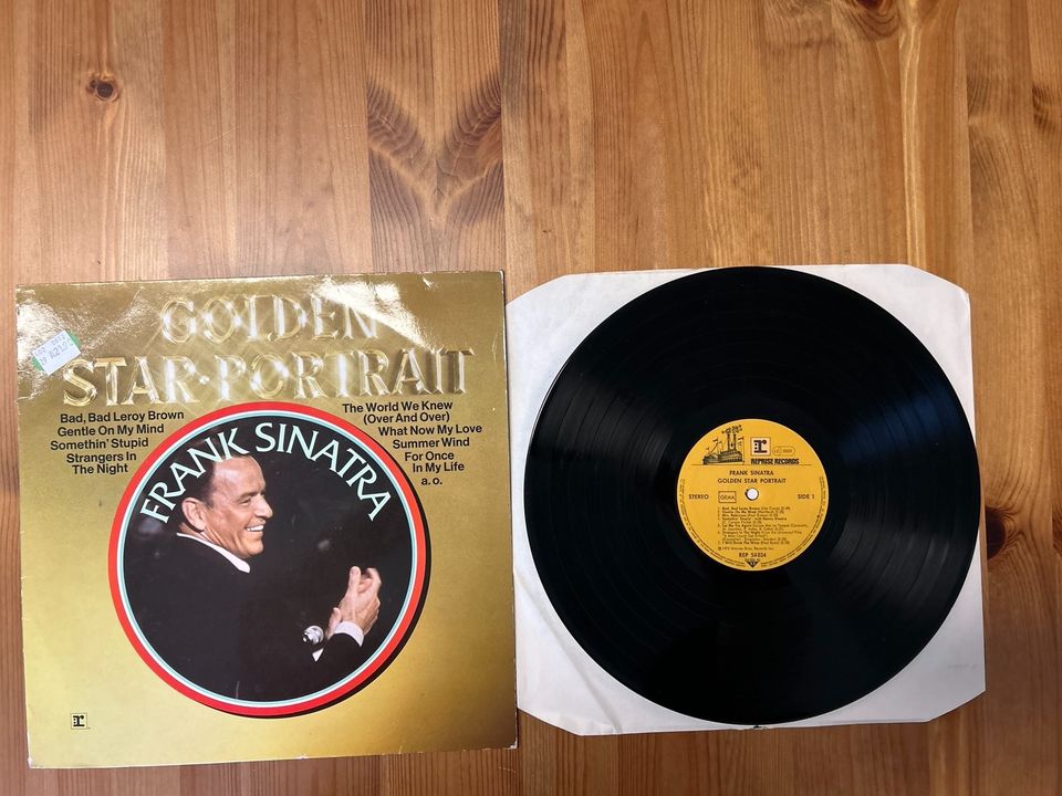 Frank Sinatra Golden Star-Portrait LP Vinyl Schallplatte in Neunkirchen