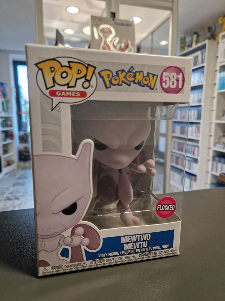 Funko Pop Mewtwo Pokemon 581 Flocked Pokémon Mewtu Vinyl Figur in Rhauderfehn