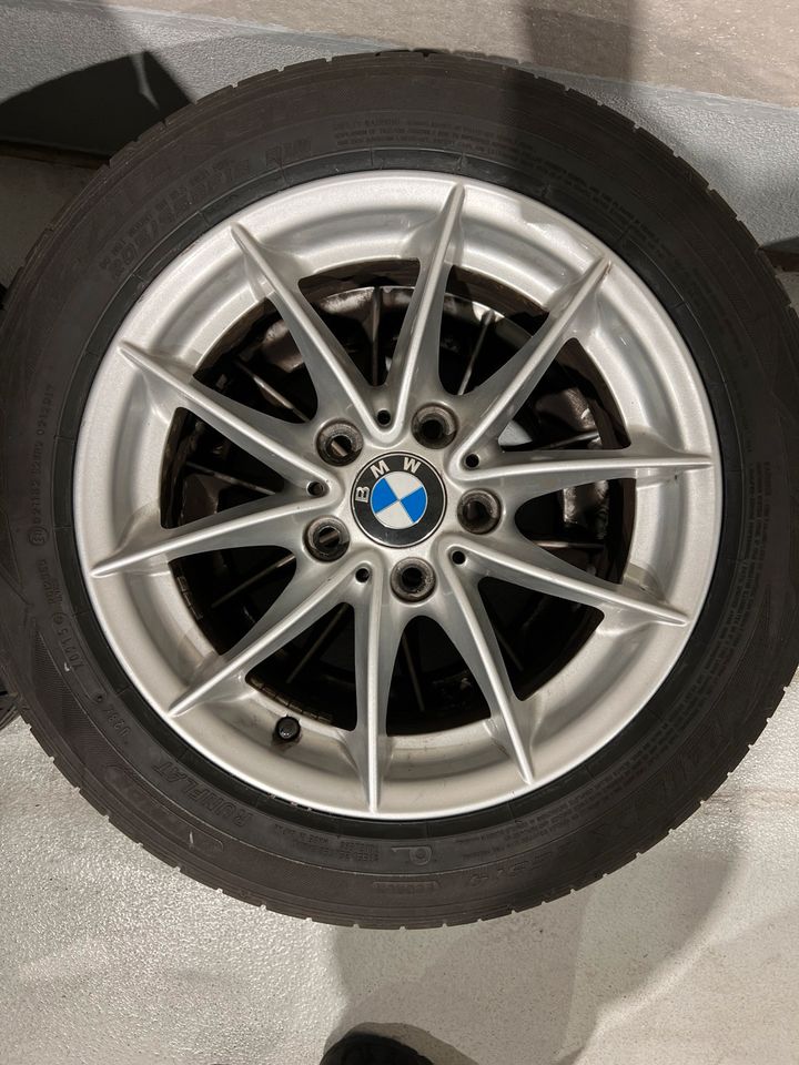 Winterreifen Runflat BMW 205 60 R16 Goodyear Winterräder 5x120 in Niederkassel