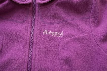 rosa pink Fliessjacke BERGANS mit Kapuze gefüttert 116 in Hamburg