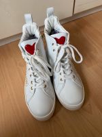 Love Moschino Studded Chain Hi Sneaker Stiefelette Weiss Leder Nordrhein-Westfalen - Neuss Vorschau