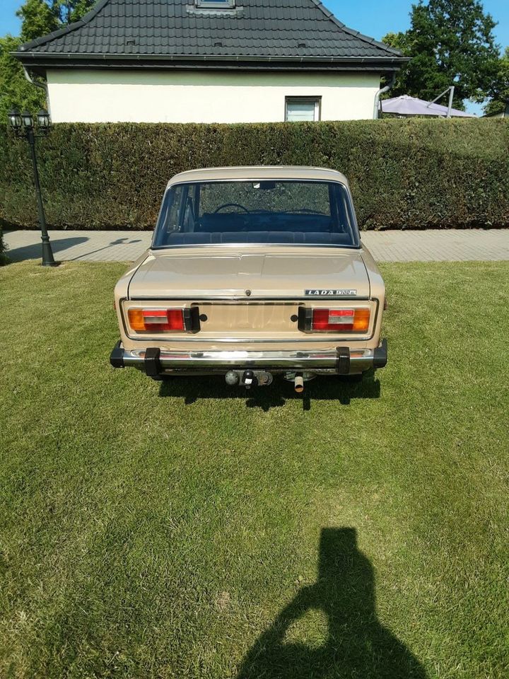 Lada 2106  Oldtimer in Oranienburg