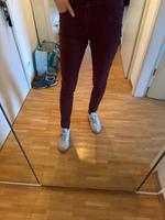 Jeans Burgundenrrot Rot München - Moosach Vorschau