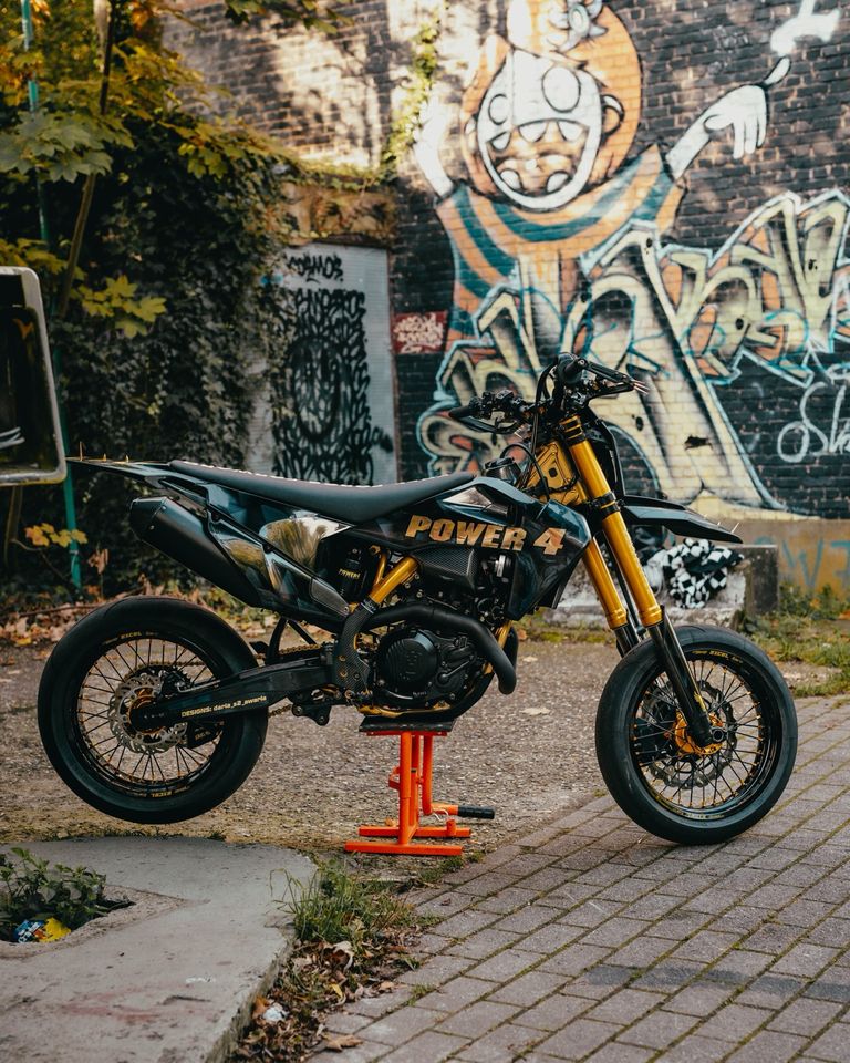 Husqvarna FE 450 Supermoto in Zülpich