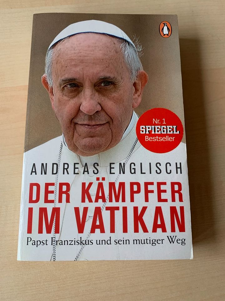 Sachbuch: Der Kämpfer im Vatikan (Papst Franziskus) Buch in Ratingen