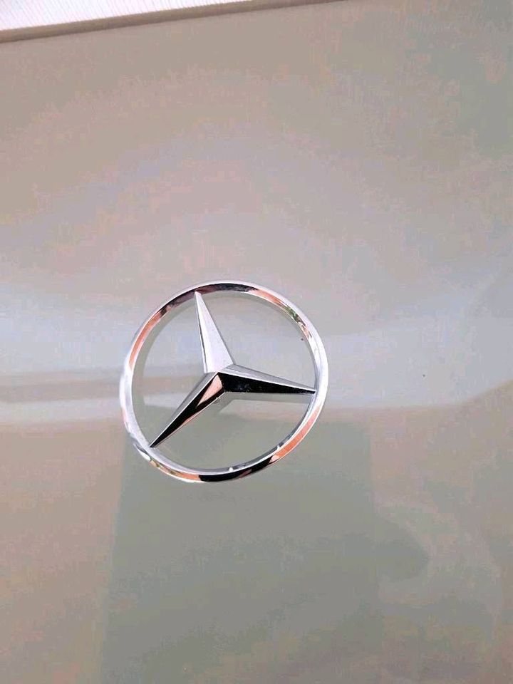 Mercedes Benz Stern / Mercedes Benz Schlüsselanhänger   ab 3€ in Bochum