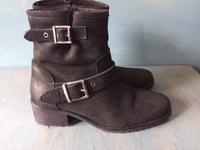 Stiefel Boots Buffalo schwarz Winter warm Gr. 38 Bayern - Regensburg Vorschau