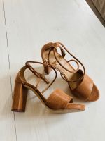 Sandaletten hohe Schuhe H&M 37 braun Bayern - Erding Vorschau