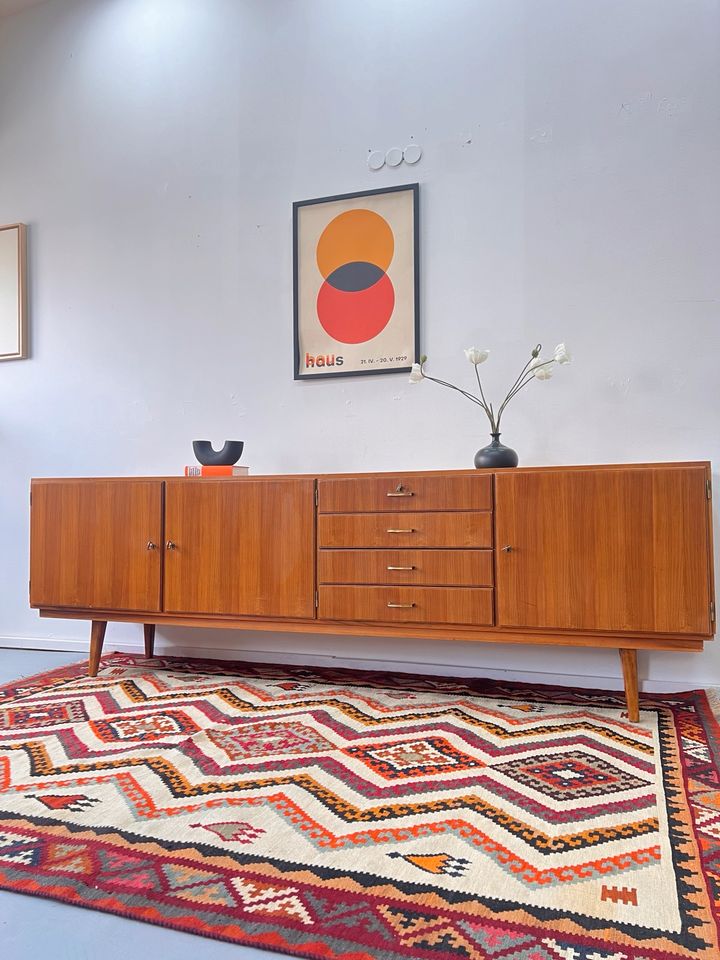 Vintage Sideboard 240cm Nussbaum Mid Century Vintage Anrichte in Hamburg