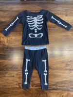 babyGap Skelett Kostüm Halloween Schlafanzug 6-12 Monate Hamburg - Bergedorf Vorschau