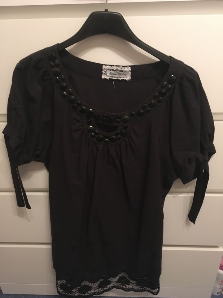 Bluse, schwarz, Größe 38/40, Kurzarm in Vettelschoß