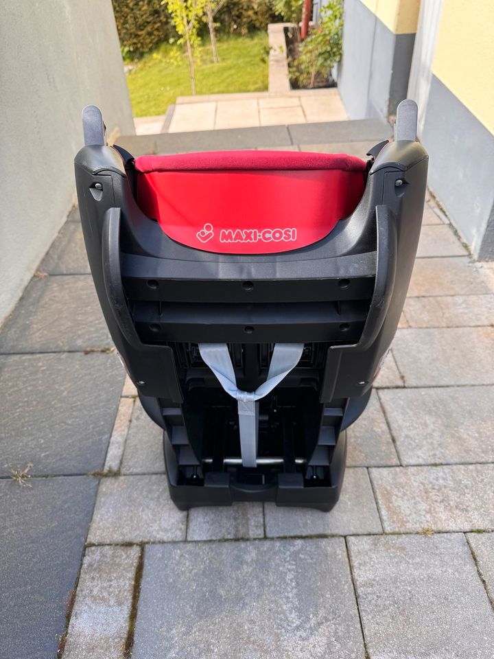 Auto Kindersitz Maxi Cosi in Bad Nauheim