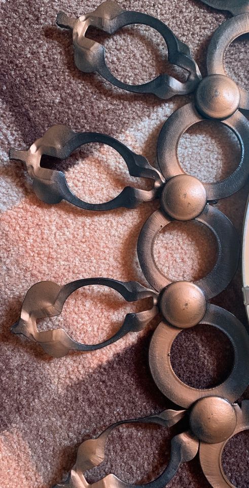 Spiegel rund mit Metallrahmen Bronze/Schwarz in Berlin