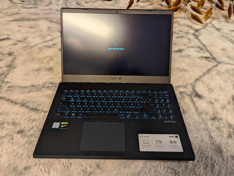 Asus VivoBook X571GT - Gaming Laptop - 2TB SSD in Mainz