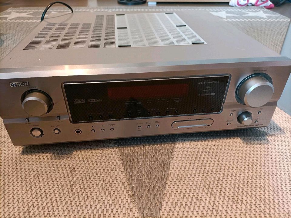 Denon Receiver AVR -1906 und TI Voyage200 in Heidgraben