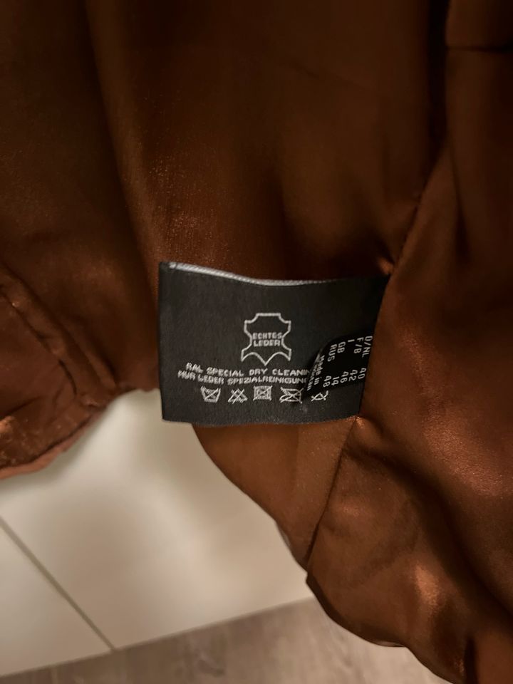 Jacke Lederjacke B. C. Cognac braun Best Connections 40 38 in Lößnitz