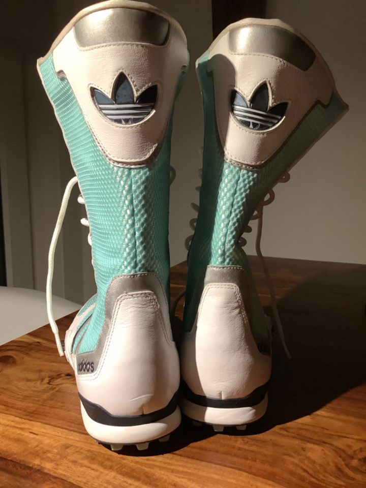 Retro Adidas Boxerstiefel in Berlin