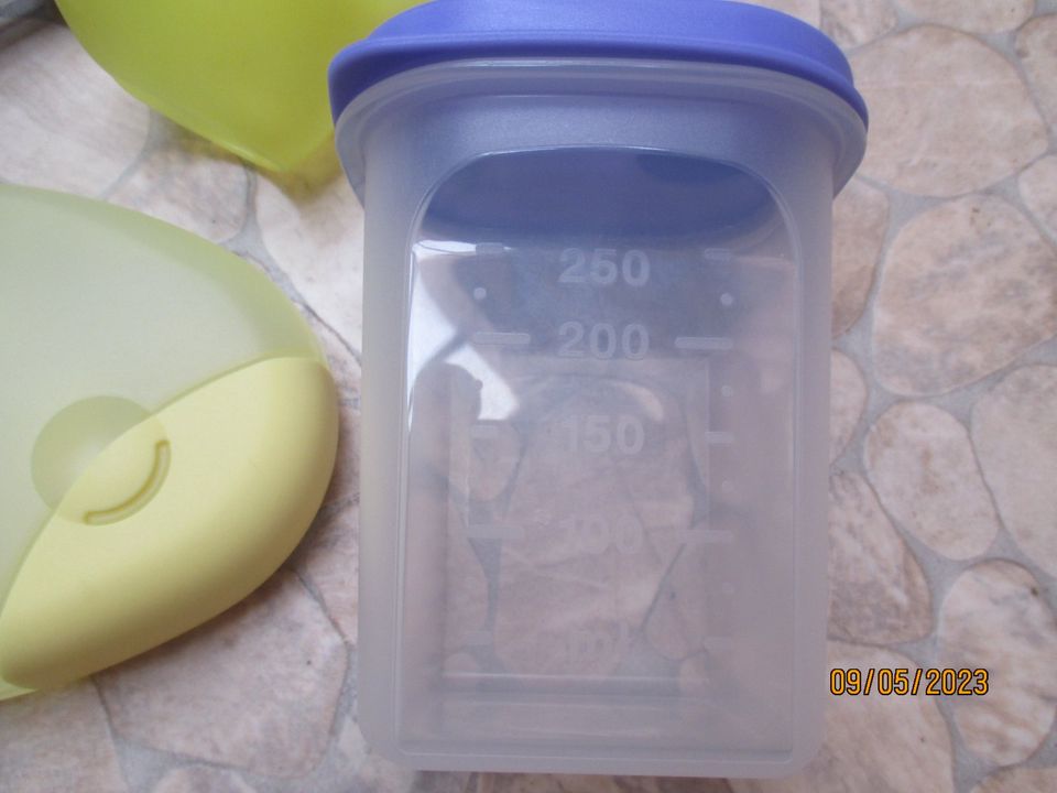 NEU Tupperware Tupper Box Behälter Mess & Go Meßbecher 250 ml in Haßbergen