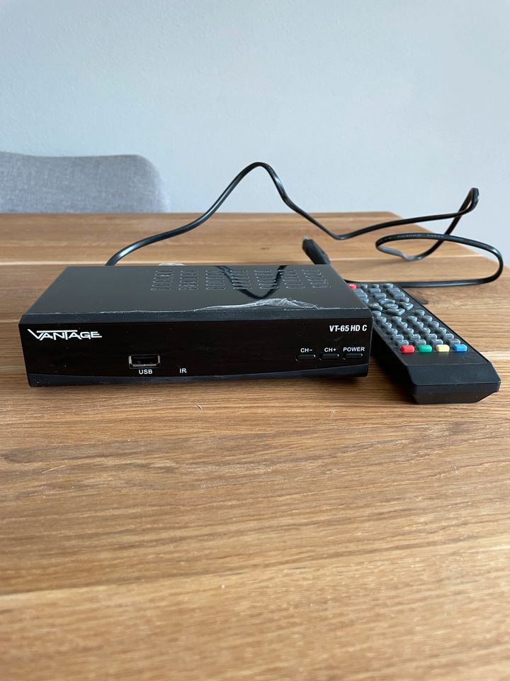 Digitaler Full HD Kabelreceiver Vantage VT-65 HD C in Kronach