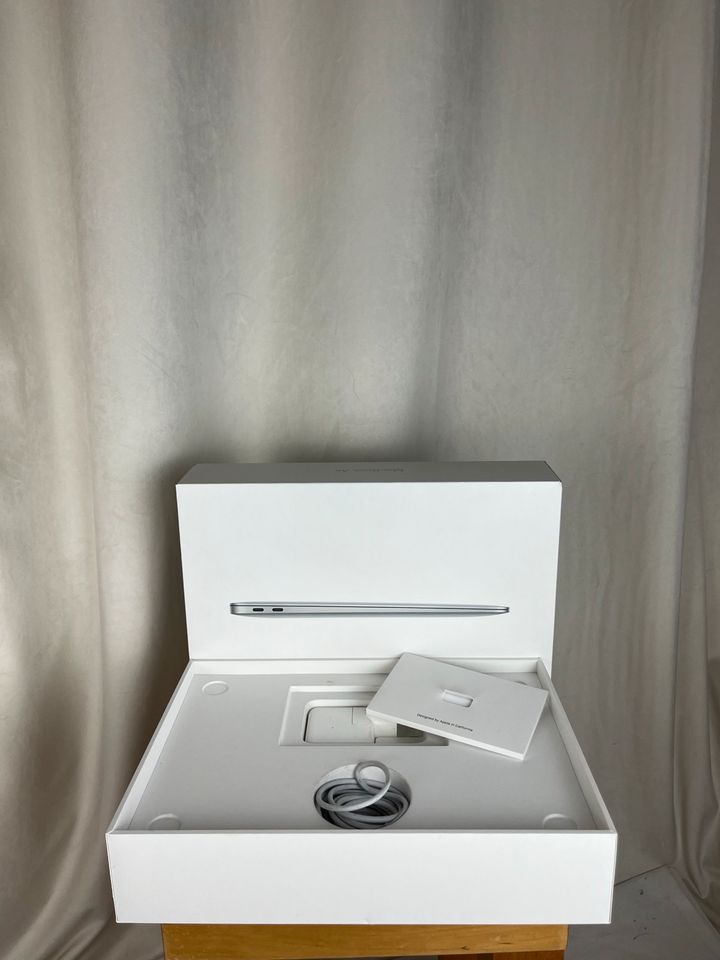 Apple MacBook Air in Rösrath