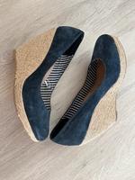 Keilabsatzpumps Pumps mit Keilabsatz Espadrilles Größe 40 Hessen - Frankenberg (Eder) Vorschau