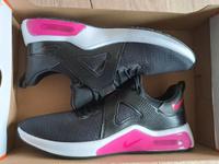 W NIKE AIR MAX BELLA TR  5 *NEU* GRÖßE 43 Sachsen-Anhalt - Magdeburg Vorschau