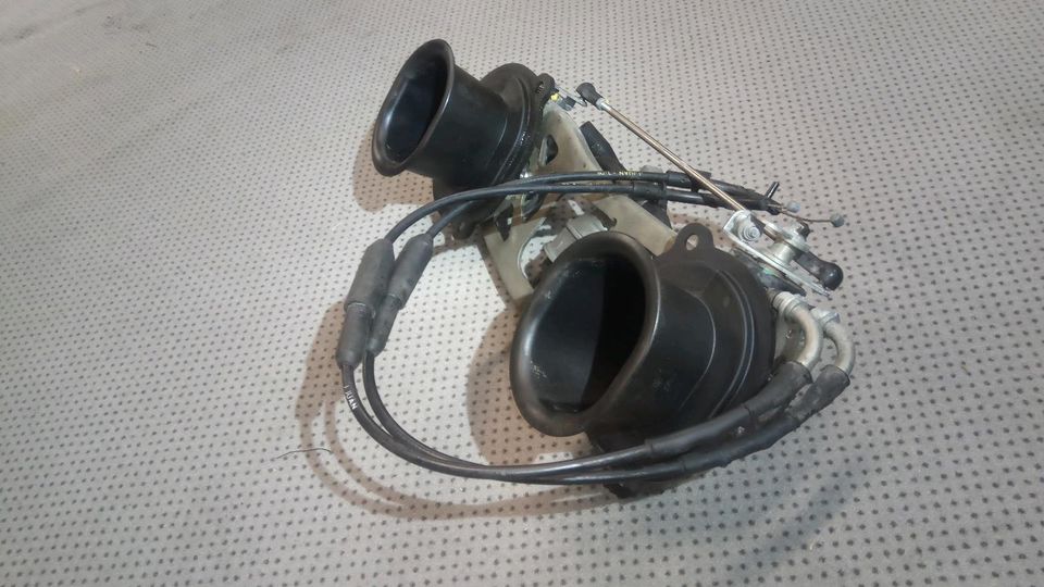 2008 Ducati 848 SBK Einspritzanlage Throttle Body 28240801A in Jörl