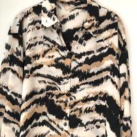 Zara Bluse langes Hemd Zebra Leo Oversize Gr. L Neu Hessen - Hanau Vorschau