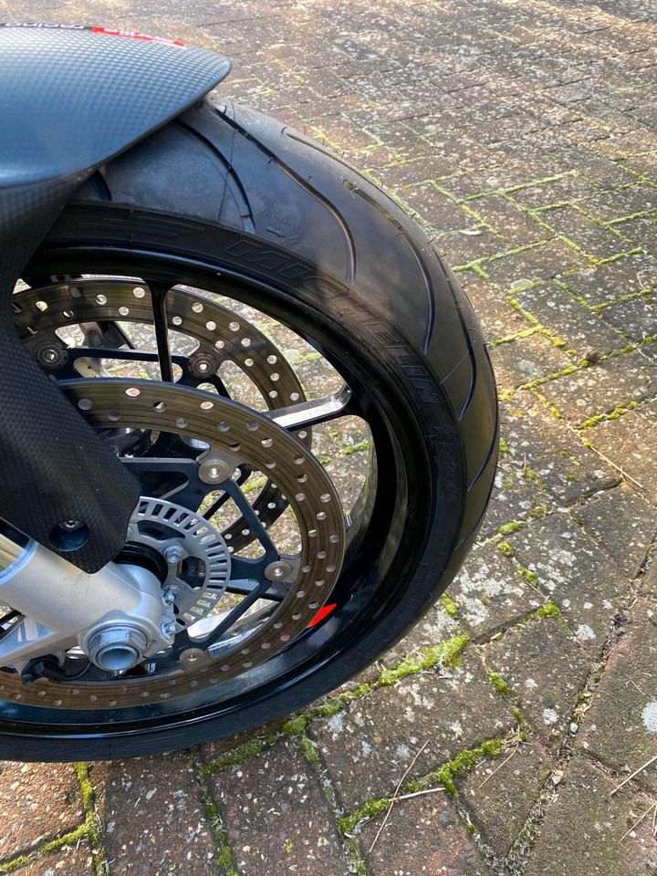 Aprilia Shiver 900 - Service/Reifen NEU in Celle