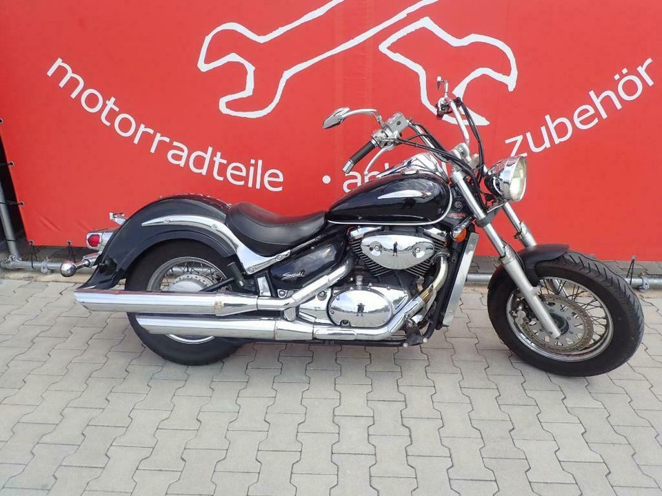 Suzuki Intruder C VL800 Volusia Anlasser Gabel Felgen Tank Sitz in Bayern -  Mantel | Motorradersatz- & Reperaturteile | eBay Kleinanzeigen ist jetzt  Kleinanzeigen