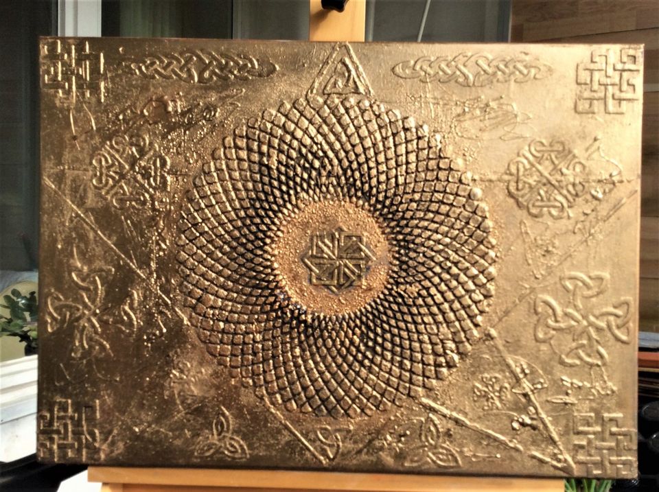 HANDGEMALT MANDALA MOLVINETS AMULET ORIENTALISCHEN ORNAMENT in Berlin