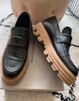 Kennel & Schmenger Sneaker soft calm schwarz Gr,38 1/2 Wie Neu! Kr. München - Kirchheim bei München Vorschau