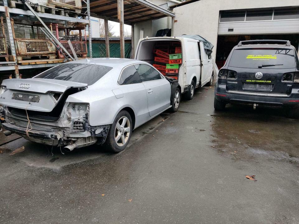 Auto Ankauf  Export Ankauf für Teile Autoankauf Schrottplatz in Weidenberg