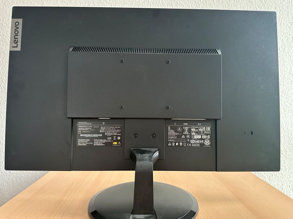 Monitor Lenovo 27 Zoll in Chemnitz