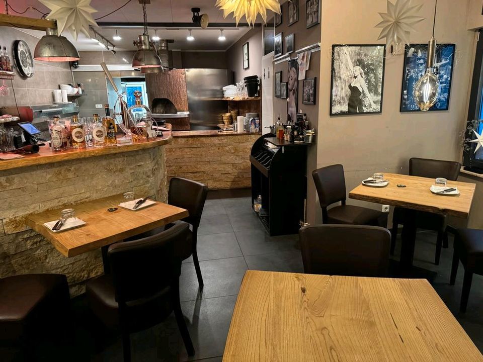 Pizzeria Restaurant Ladenlokal komplett in Leverkusen