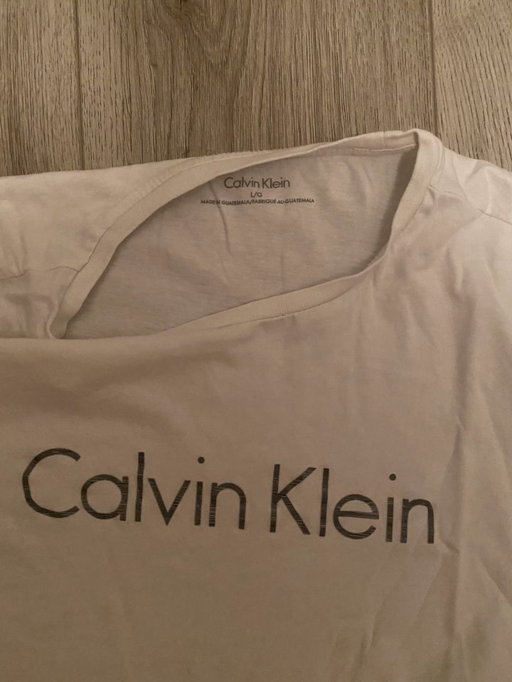 Calvin Klein Shirt Gr. L in Werneck