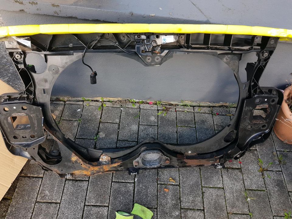 Frontträger frontmaske Schlossträger audi a6 3.0 tdi in Sinzig