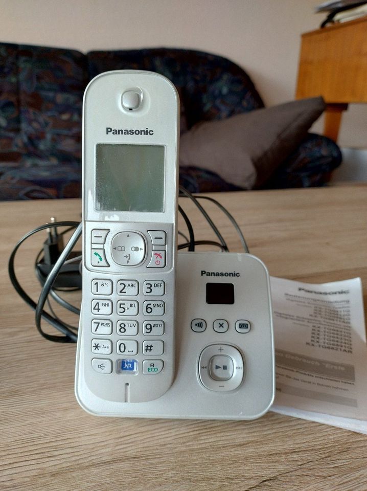 Schnurlostelefon Panasonic KX-TG6821GS mit AB DECT in Schwäbisch Hall