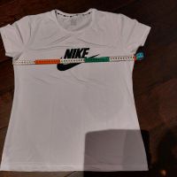 Nike Dri-Fit T-Shirt nagelneu in  Gr M nur 10 Euro Nordrhein-Westfalen - Attendorn Vorschau
