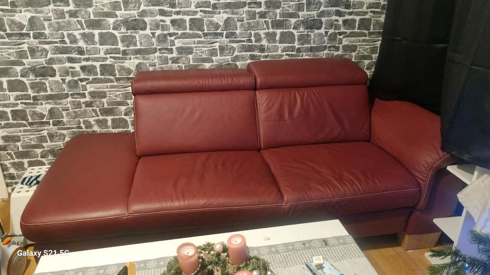 Couch 2 teilig Leder in Duisburg