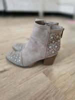 Glitzer Boots mit Perlen Halbstiefel Kunstlederschuhe 38 Baden-Württemberg - Nattheim Vorschau