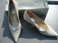 Damen Pumps Gabor, creme/ecru, Hochzeit/Standesamt, Gr. 38 Nordrhein-Westfalen - Ratingen Vorschau