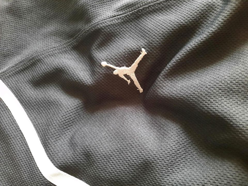 Jordan Jersey Shirt L in Berlin