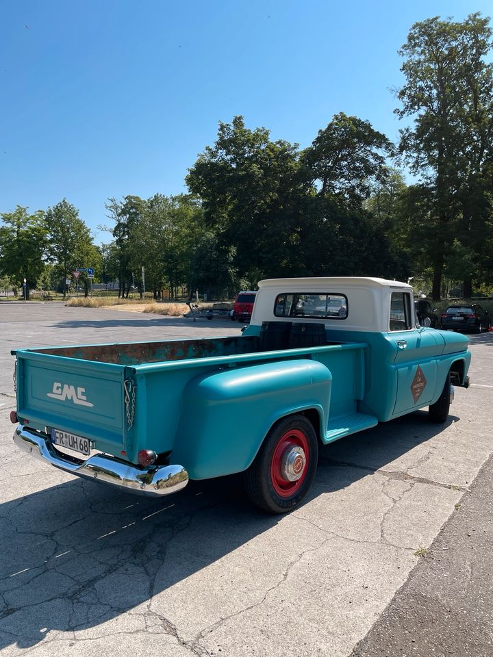 GMC Pickup Truck Stepside Serie 2500 5L Big Block V6 in Breisach am Rhein  