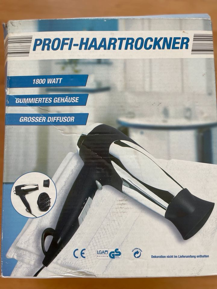 Profi-Haartrockner chrom/schwar- originalverpackt -NEU! in Röthenbach