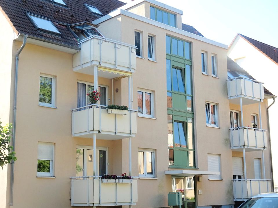 mit Balkon ** 1 Zimmer Eigentumswohnung in gefragter Wohnlage von Werdau zu verkaufen! in Werdau