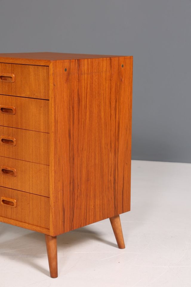 Wunderschöne Mid Century Kommode Büro Schrank Danish Design Teak Holz 1 von 2 Artikel-Nr.: A946 in Berlin