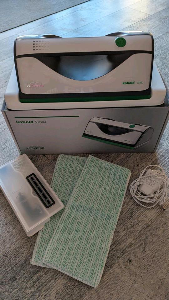 Vorwerk Kobold VG100+Ersatztank Fensterputzgerät neuwertig in Köln