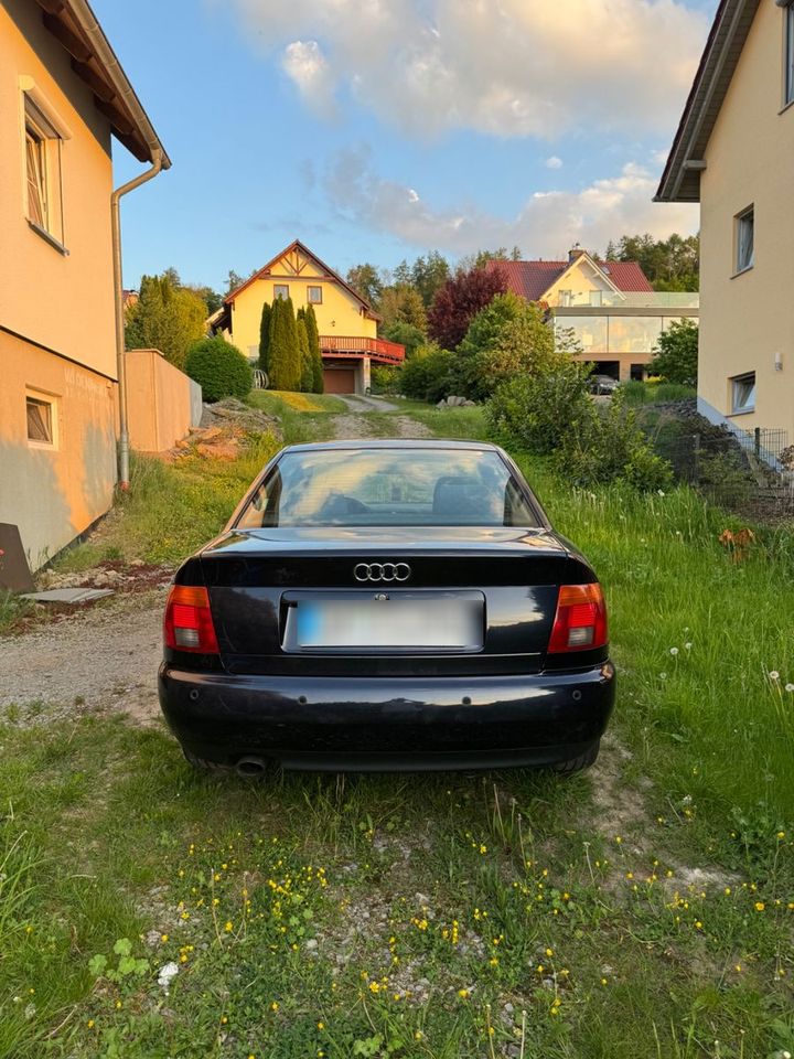 Audi A4 B5 1.8 in Meiningen