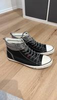 Sneaker in Schwarz (wie Converse) Nordrhein-Westfalen - Hagen Vorschau